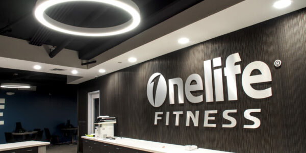 Onelife Fitness Front Desk